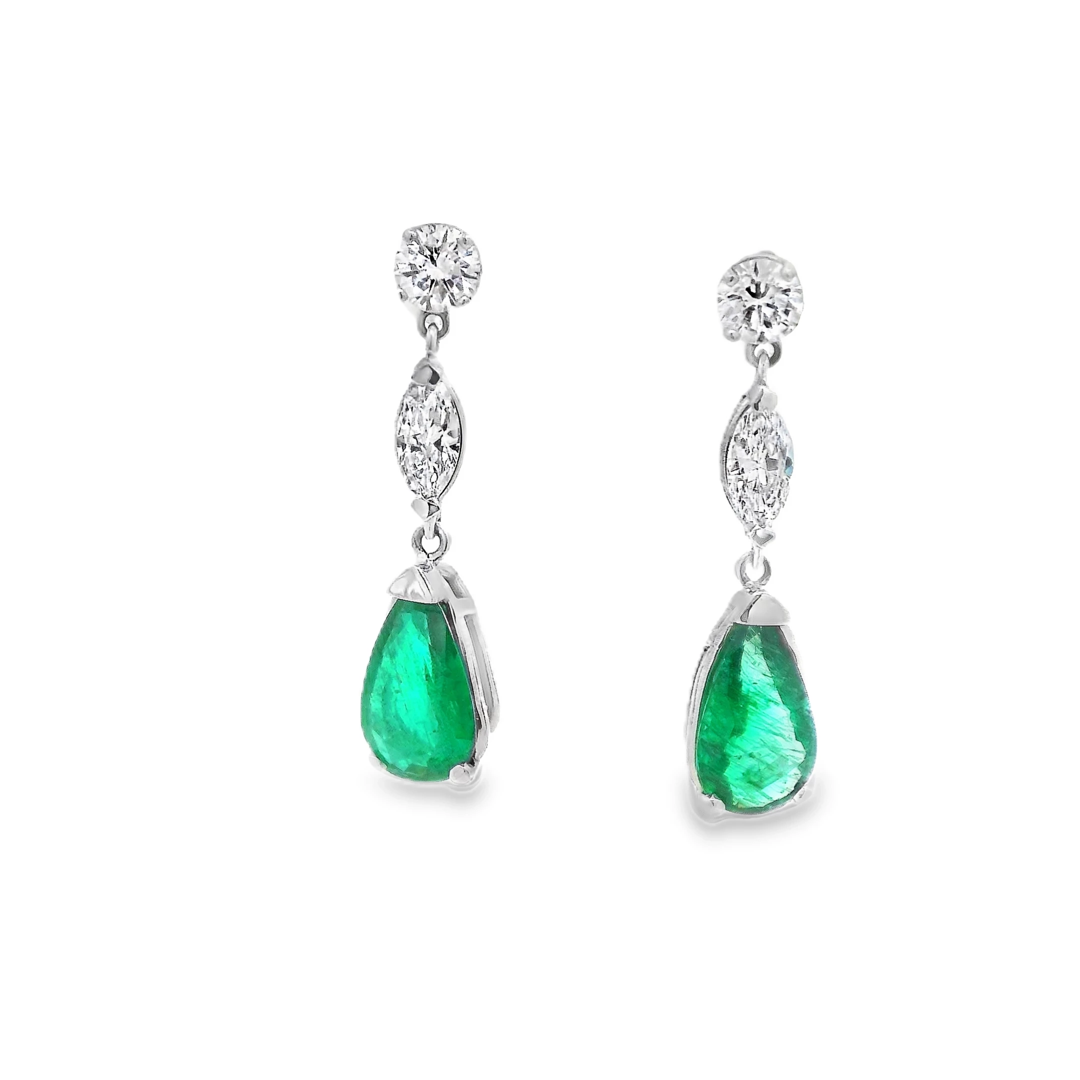 14k White Gold Diamond and Emerald Drop Earrings SKU DDi-590-10016