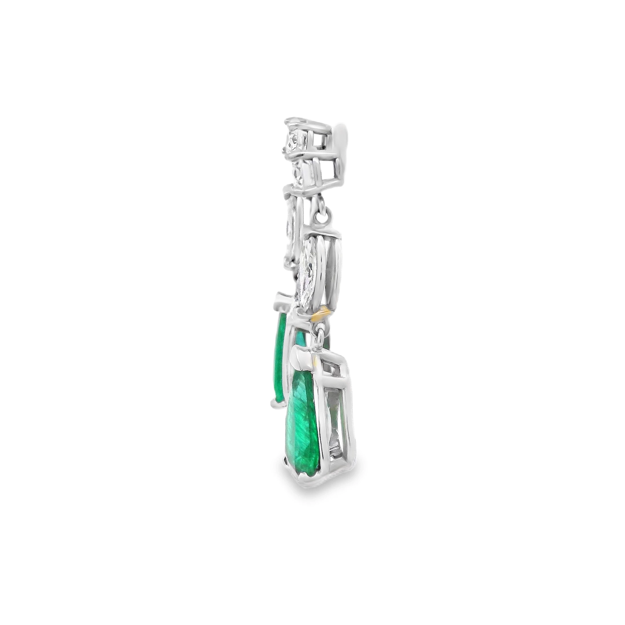 14k White Gold Diamond and Emerald Drop Earrings SKU DDi-590-10016 - Image 3