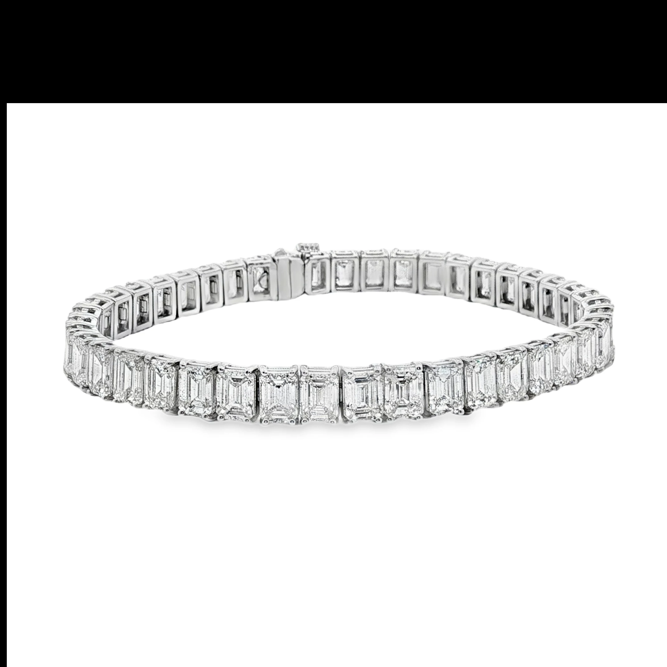 White Gold Emerald Cut Diamond Tennis Bracelet. SKU 1100