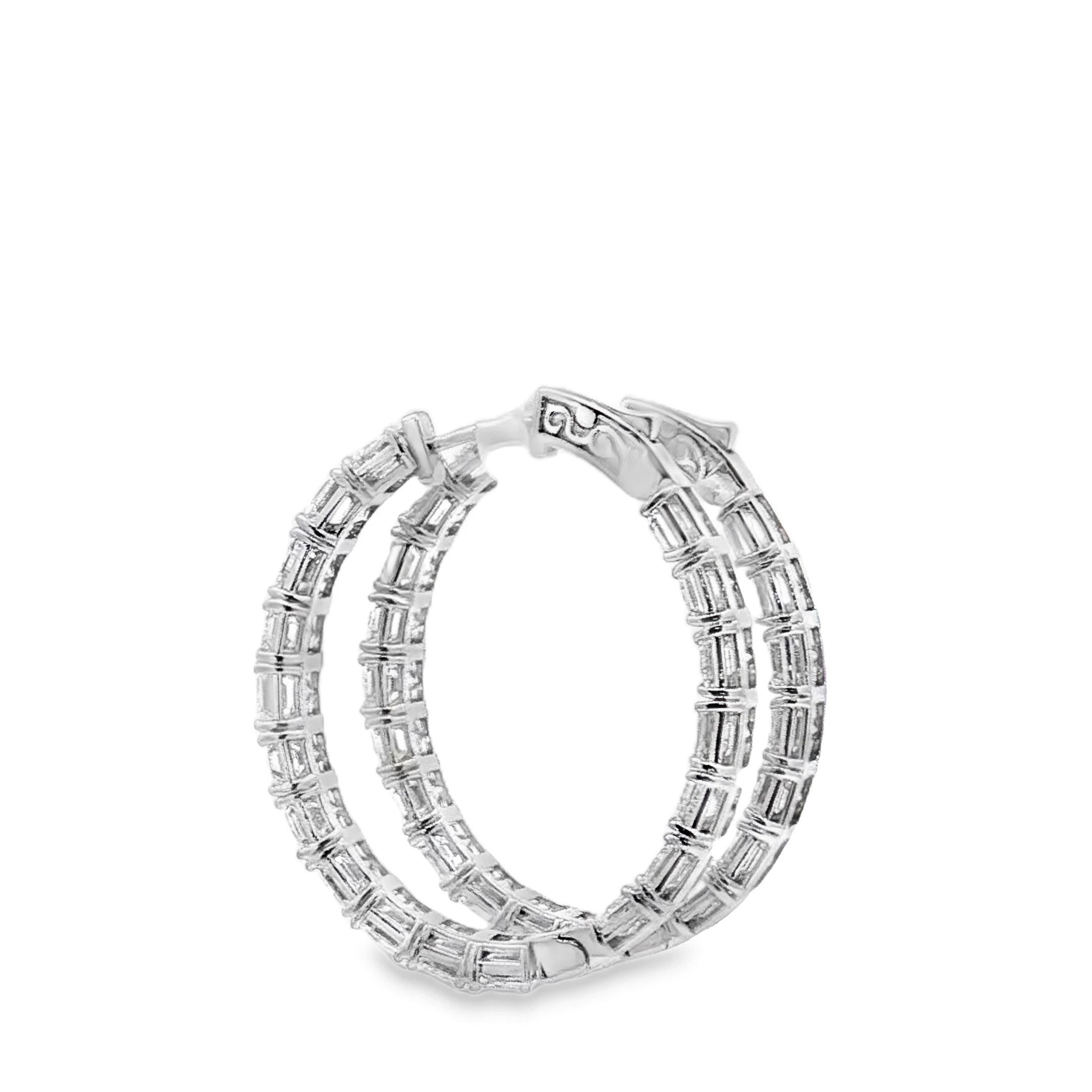 18K White Gold Hoop Earrings with 18.97 Ct of Emerald-Cut Diamonds. SKU 111670215 - Image 2