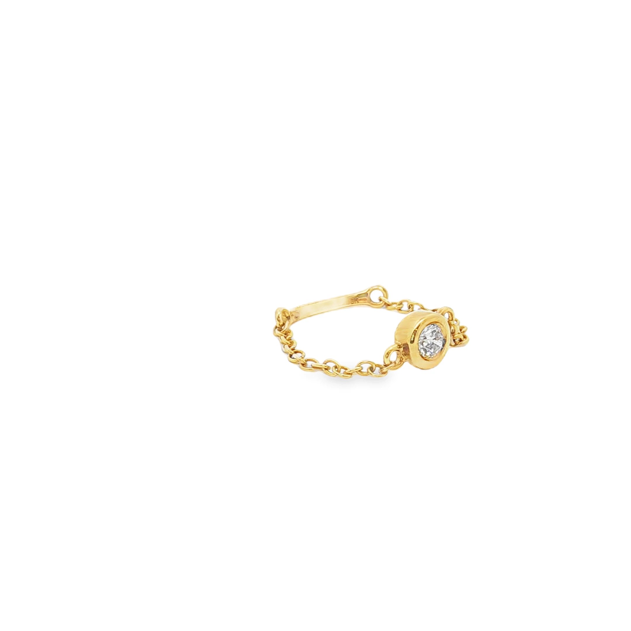 Yellow Gold Chain Band Ring with Round Brilliant Cut Diamond. SKU CE102Y8D - Image 3