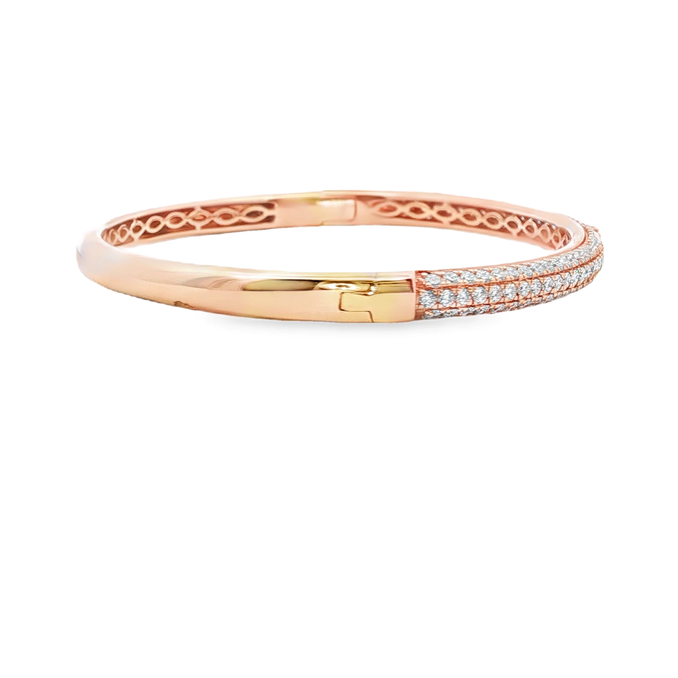 Elegant 18kt Rose Gold Bangle with Round Brilliant Cut Diamond Pavé. SKU DDI-300-10026 - Image 3