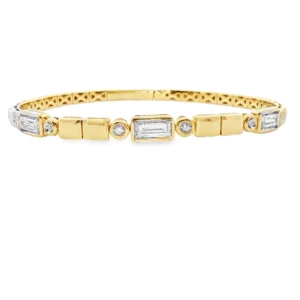 14 kt Yellow Gold Tennis Bracelet with Emerald Cut Diamonds. SKU DDI-300-10050opy)