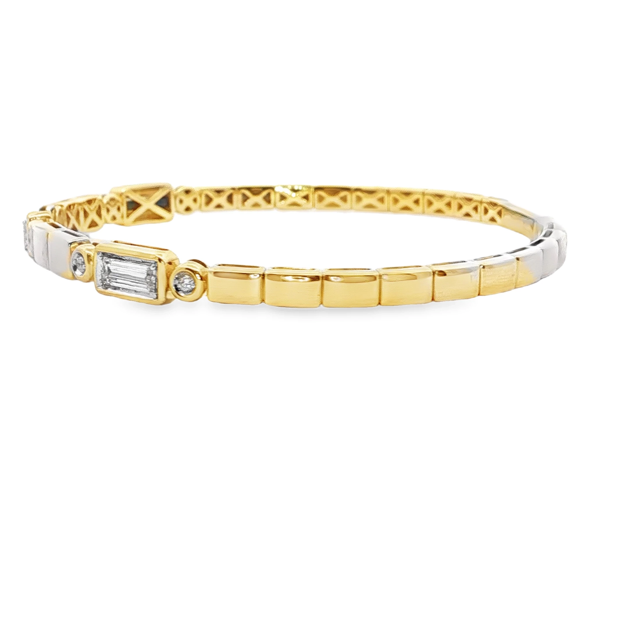 14 kt Yellow Gold Tennis Bracelet with Emerald Cut Diamonds. SKU DDI-300-10050opy) - Image 4
