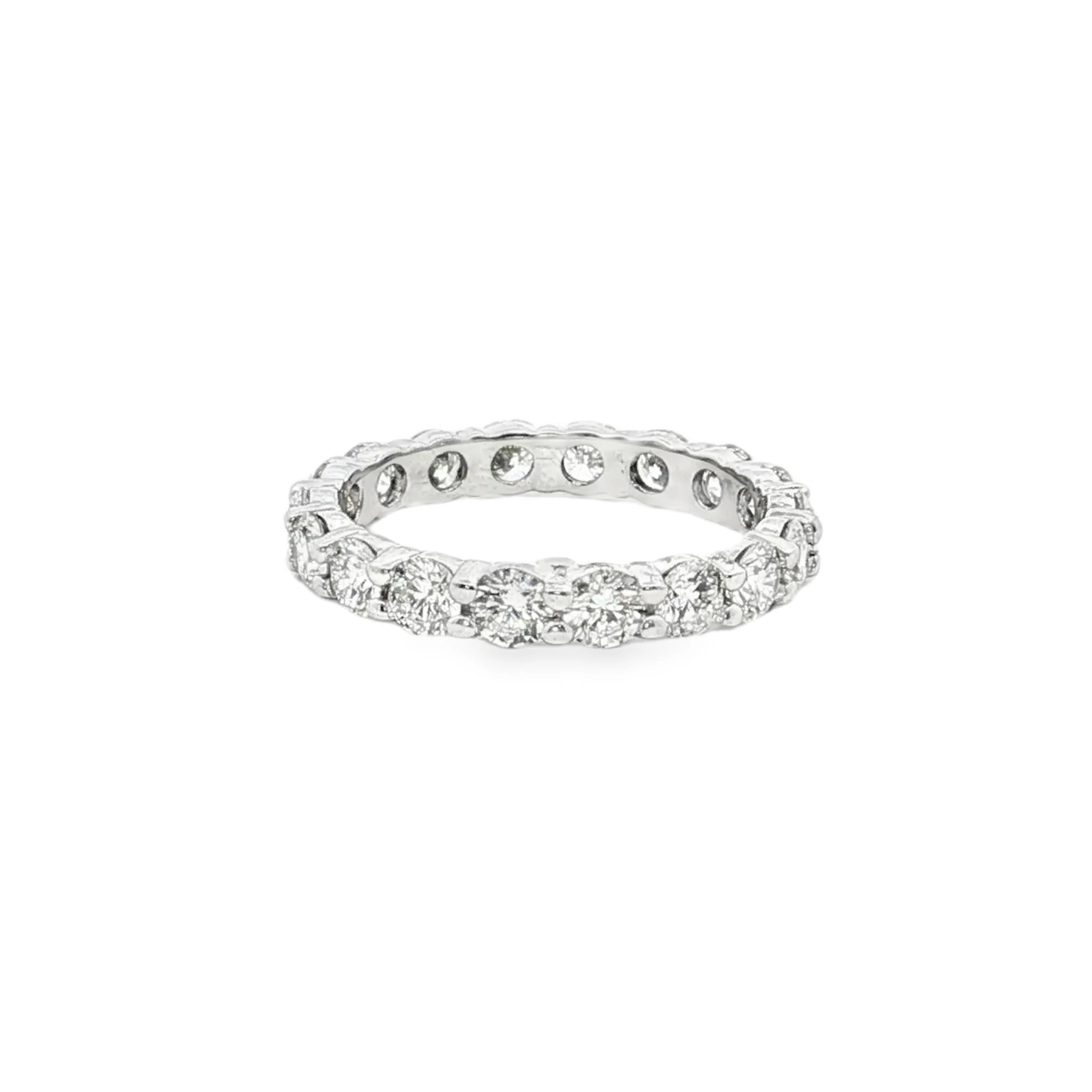 Ring with Round Cut Diamonds in White Gold. SKU SPECIAL ORDER Eternity WG