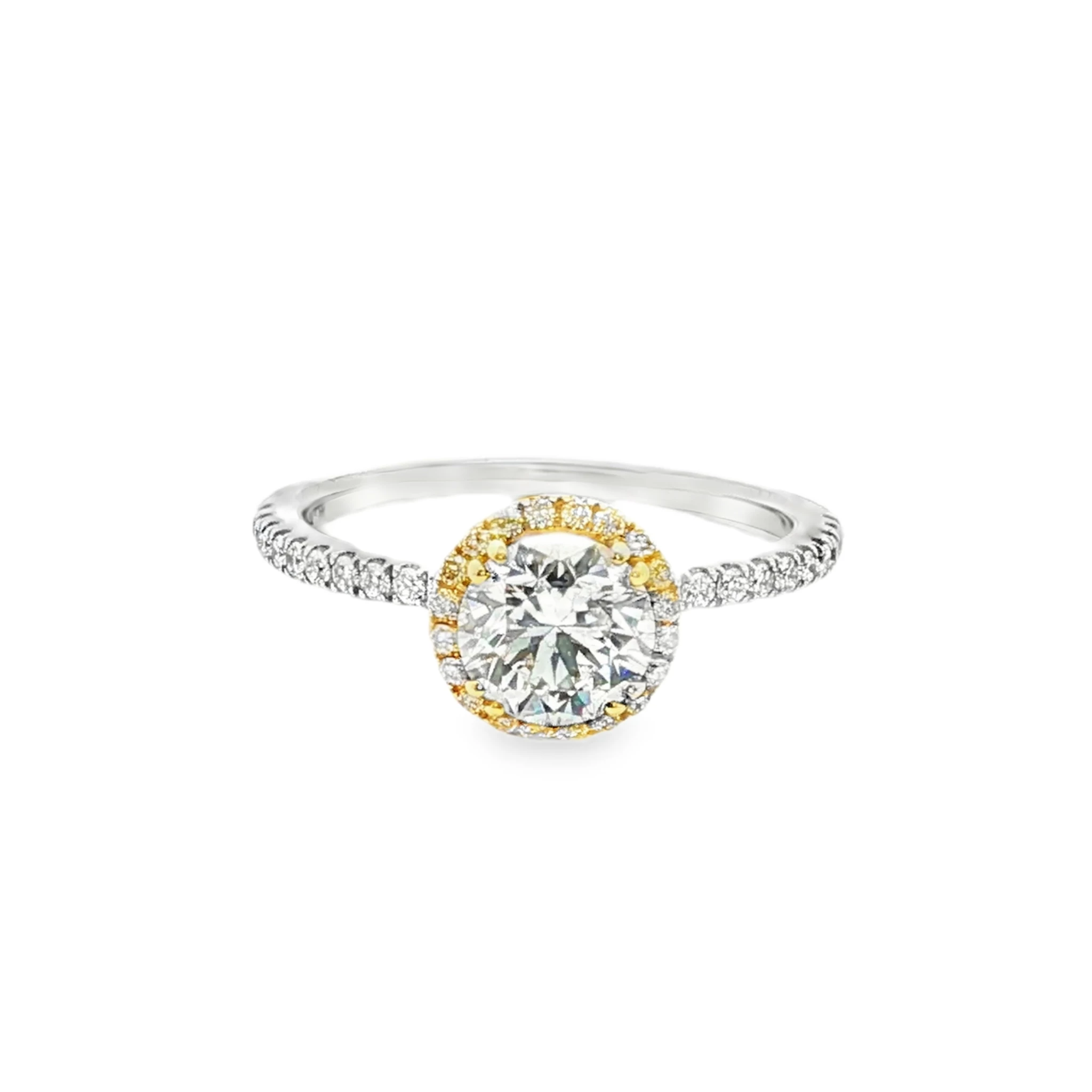 White Gold Engagement Ring with Round Brilliant Cut Diamond. SKU GD-WY-R110