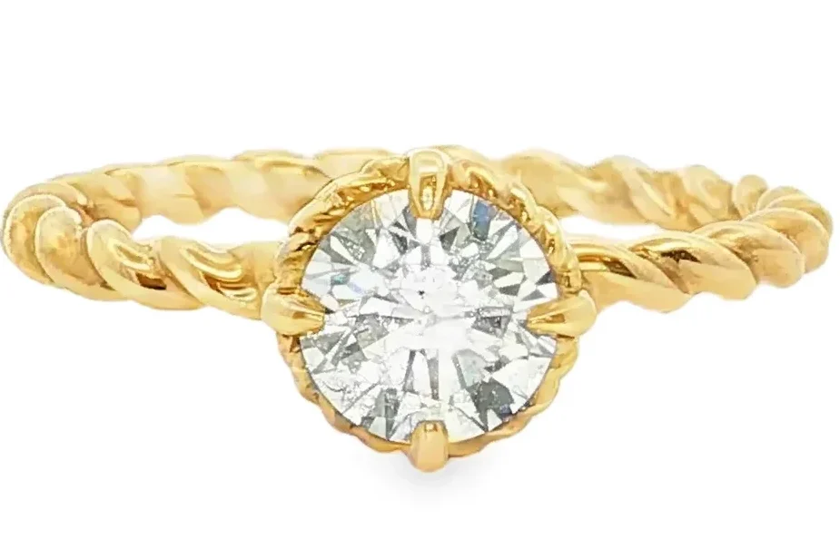 Twisted Band Yellow Gold Solitaire Ring with Round Diamond.