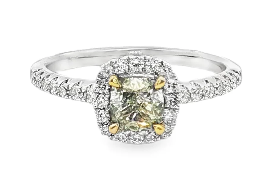 White Gold Multistone Ring with Cushion-Cut Yellow Quartz