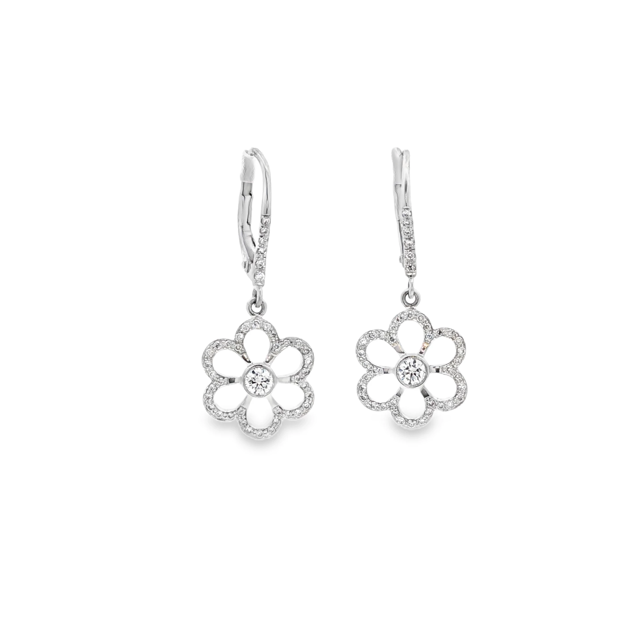 White Gold Dangle Earrings with Round Brilliant Diamonds